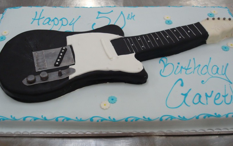 Black and White Electric Guitar Cake