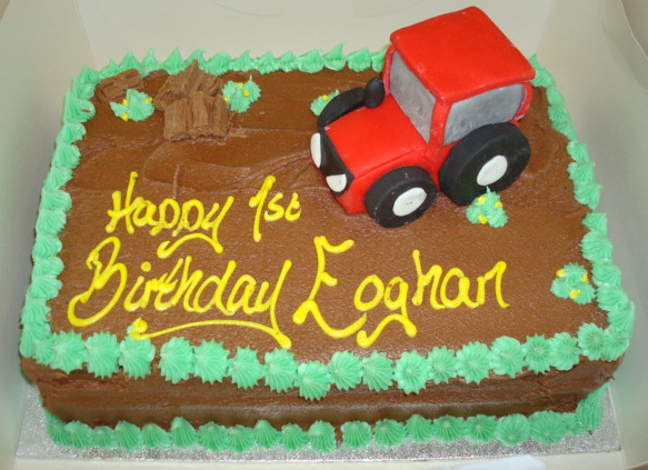 Tractor in Field Cake
