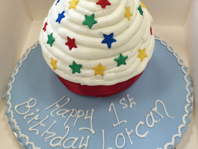Large Cupcake Cake with Stars